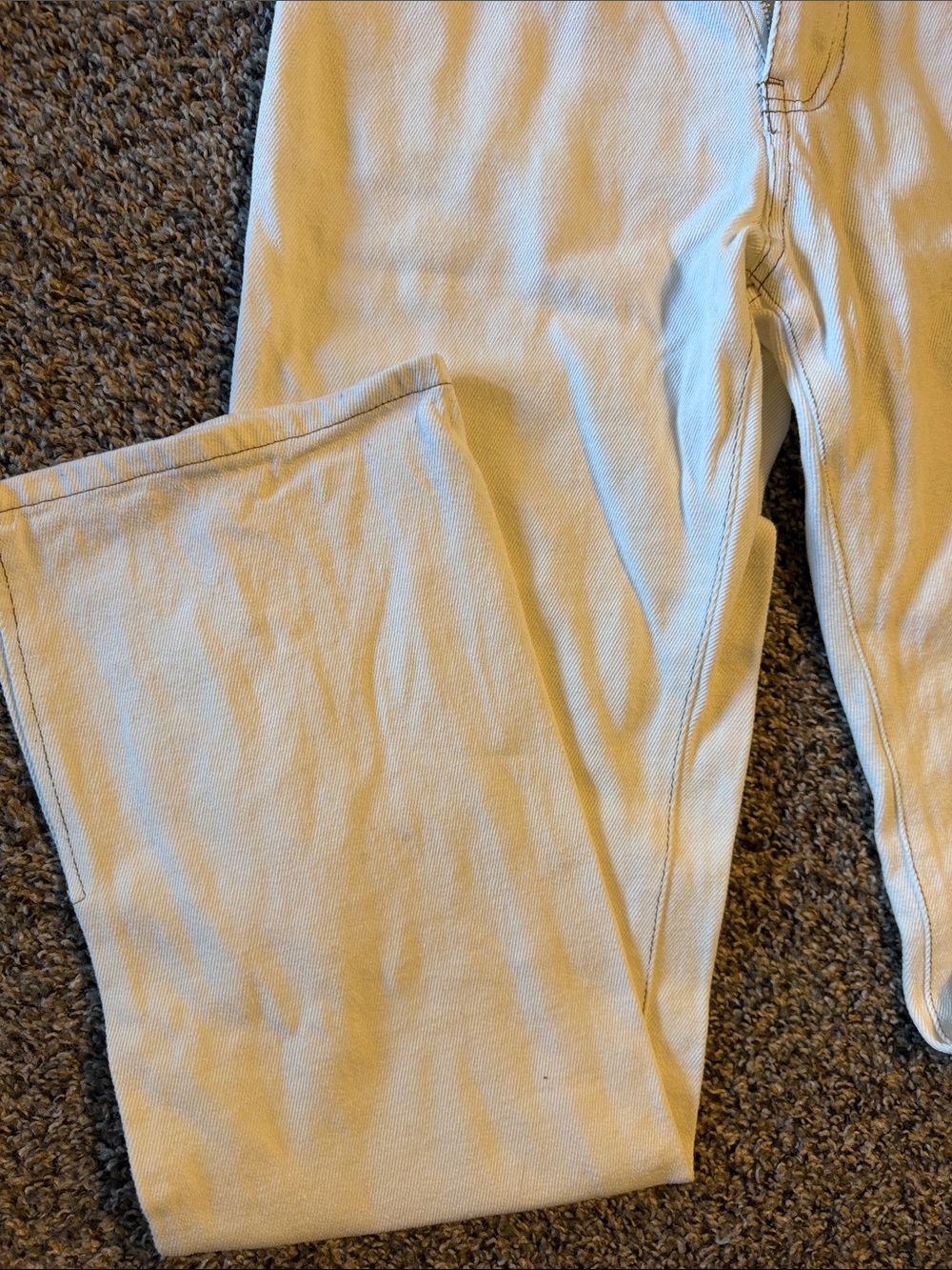 White flare jeans Women’s small - Picture 3 of 5